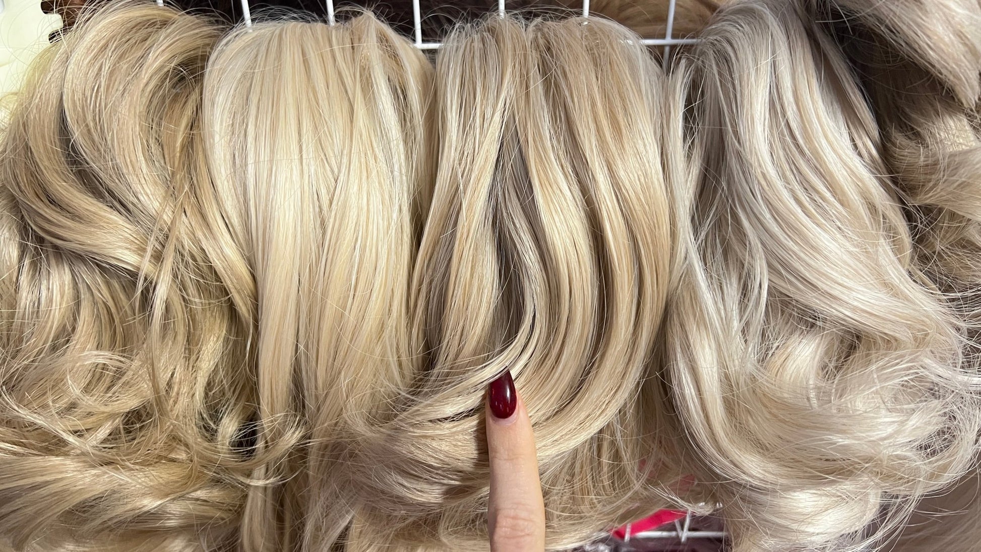 Messy Bun Scrunchie - FIVE MINUTES BEAUTYHair extensions